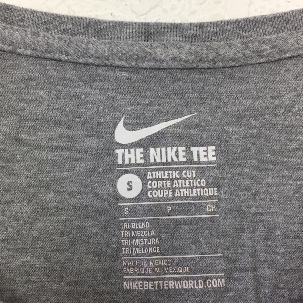 ✅Women Nike Top size S - Picture 4 of 5